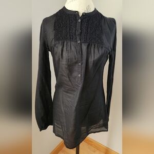 BANANA REPUBLIC Black Crochet Detail  Women's 100% Cotton Top In Size S